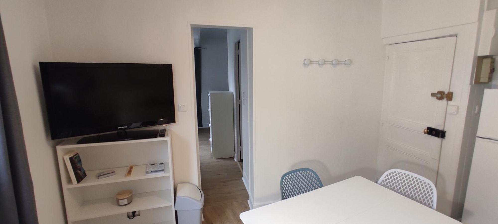 Appartement Cosy Plein Centre Conches-en-Ouche Exteriör bild